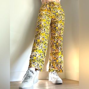 URBAN OUTFITTERS - Carmen Pull On Printed Pant